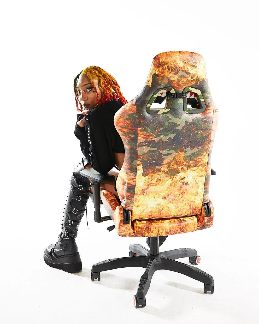 FIRE CAMO GAMING CHAIR - SUPER RARE